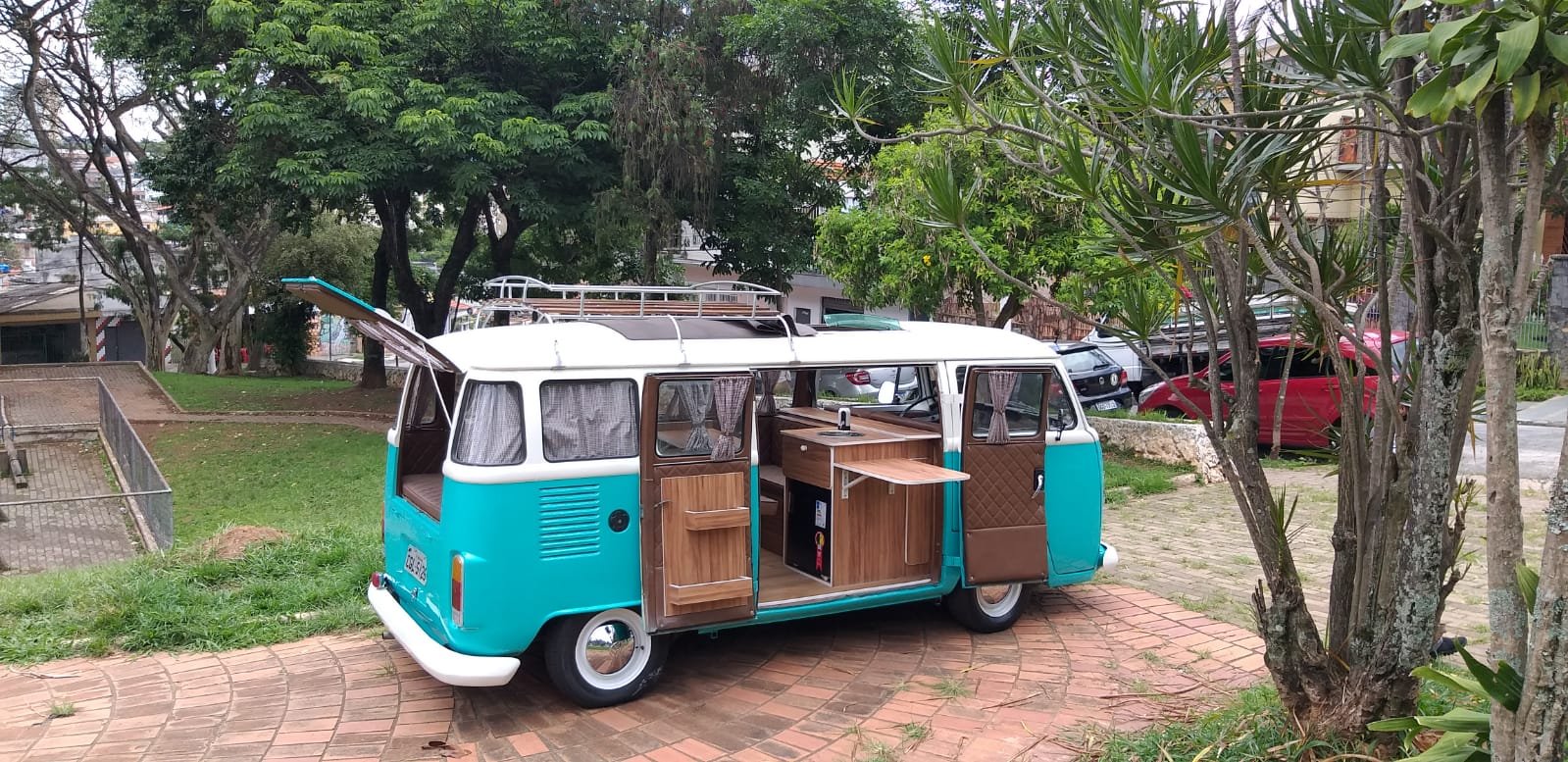 VW T2 baywindow bus camper van 1989 — Brazilian Classic Cars
