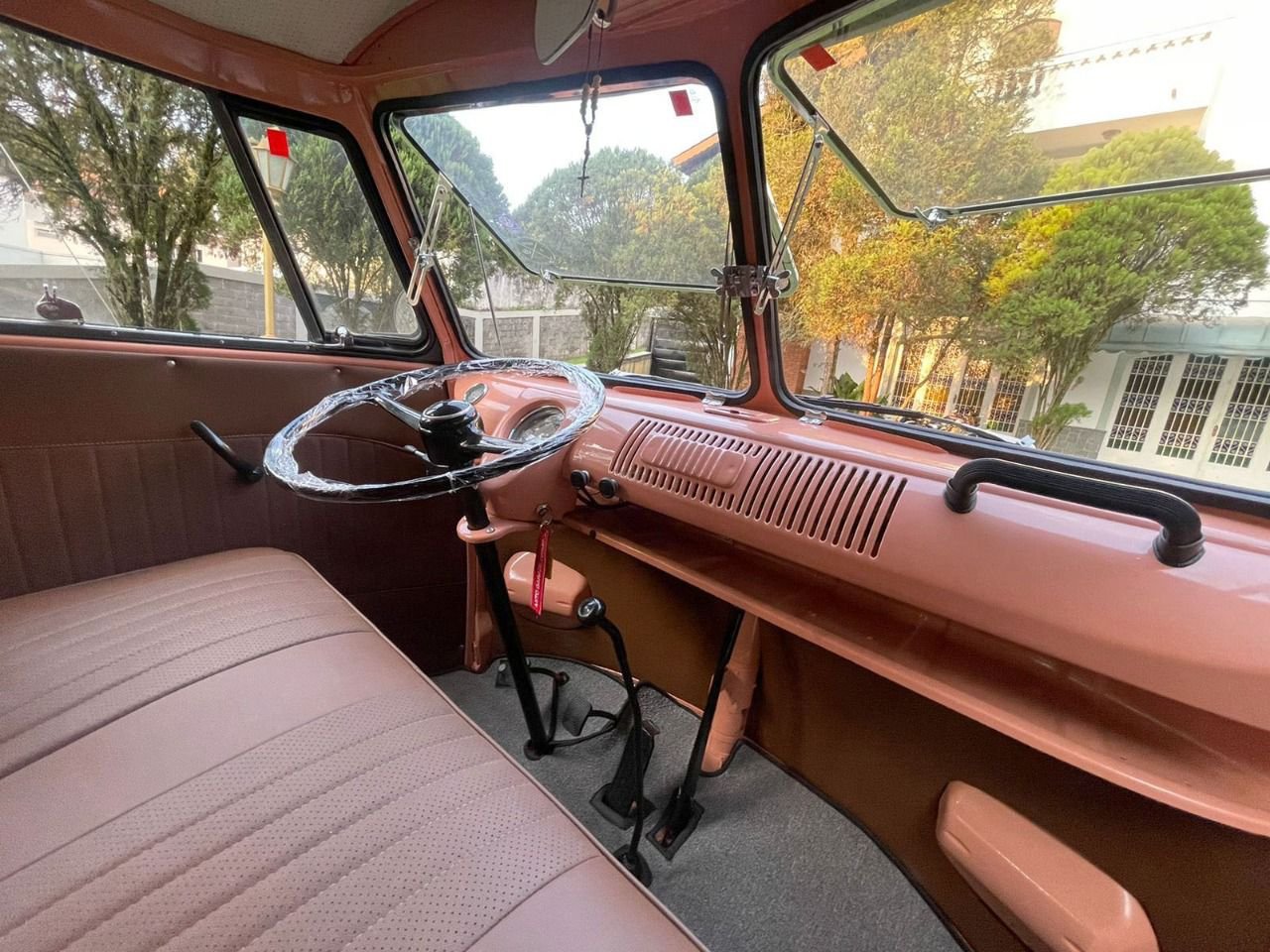 vw t1 splitwindow bus samba replica (14).jpeg