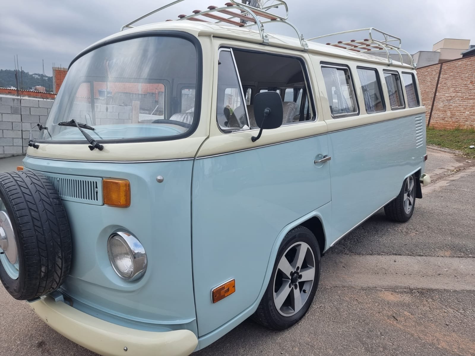 vw baywindow bus camper van (5).jpeg