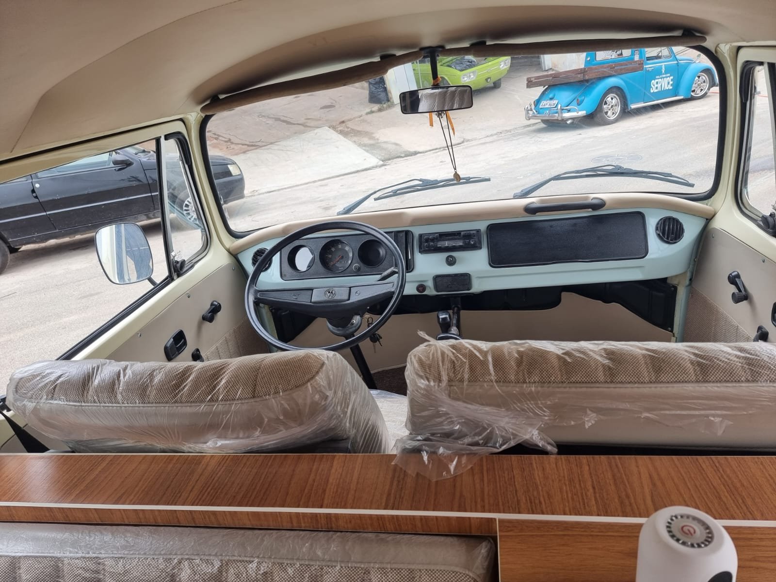 vw baywindow bus camper van (13).jpeg