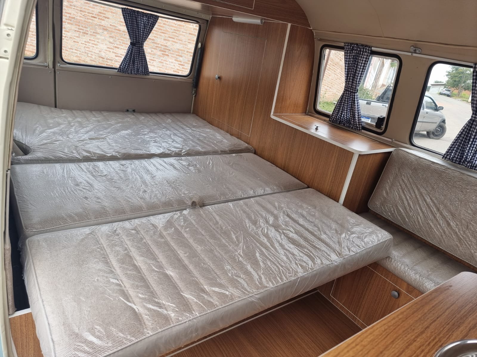 vw baywindow bus camper van (20).jpeg