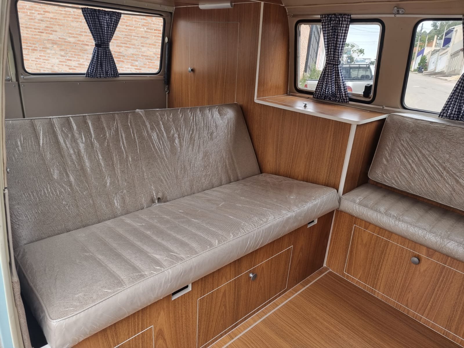 vw baywindow bus camper van (19).jpeg