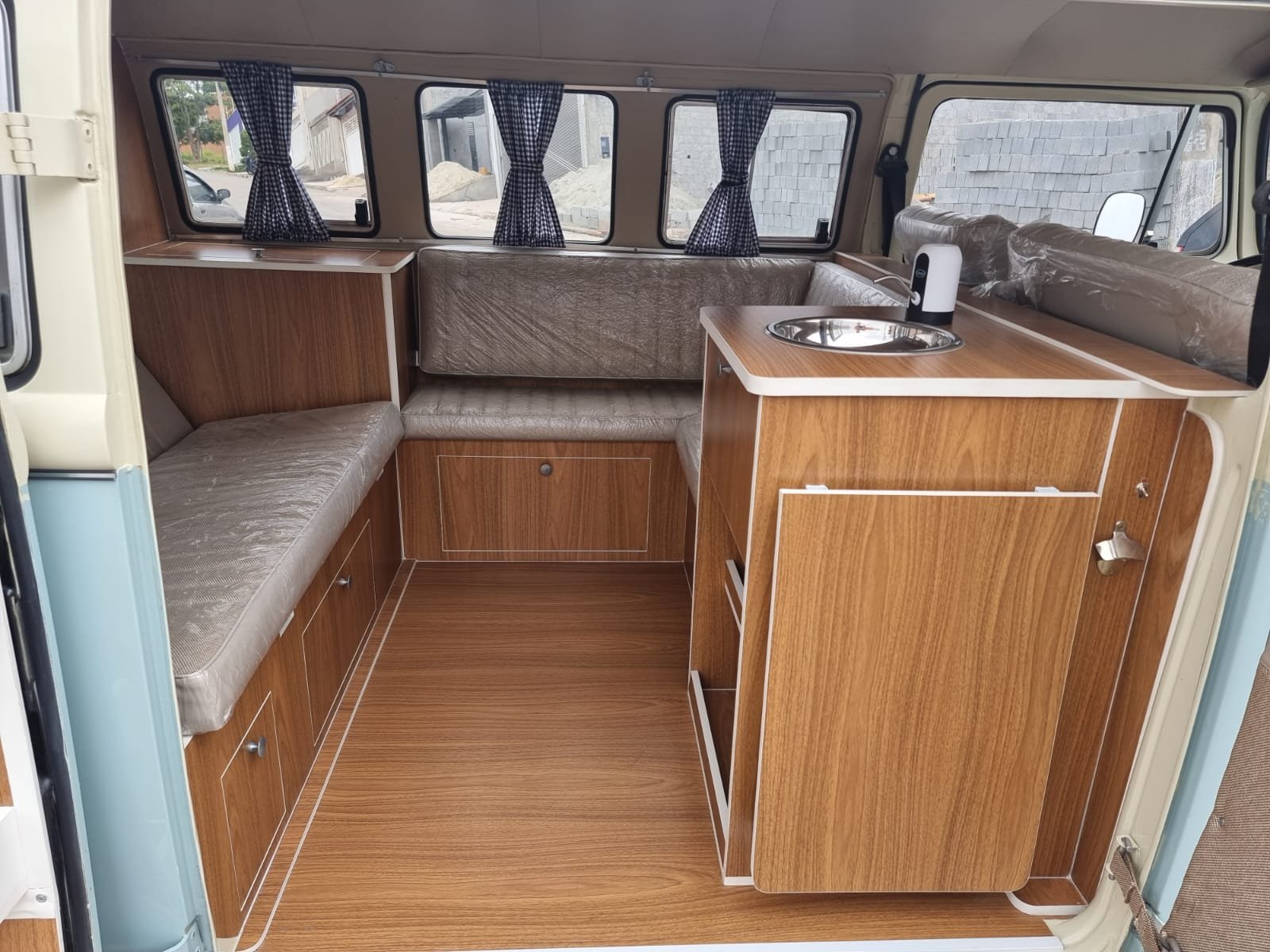 vw baywindow bus camper van (25).jpeg