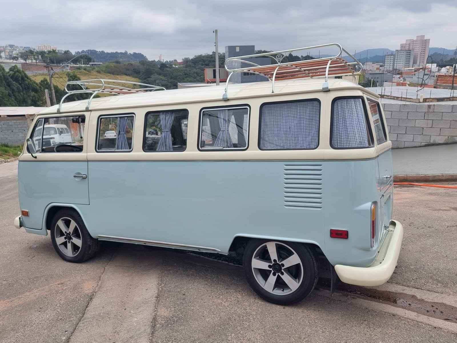 vw baywindow bus camper van (34).jpeg
