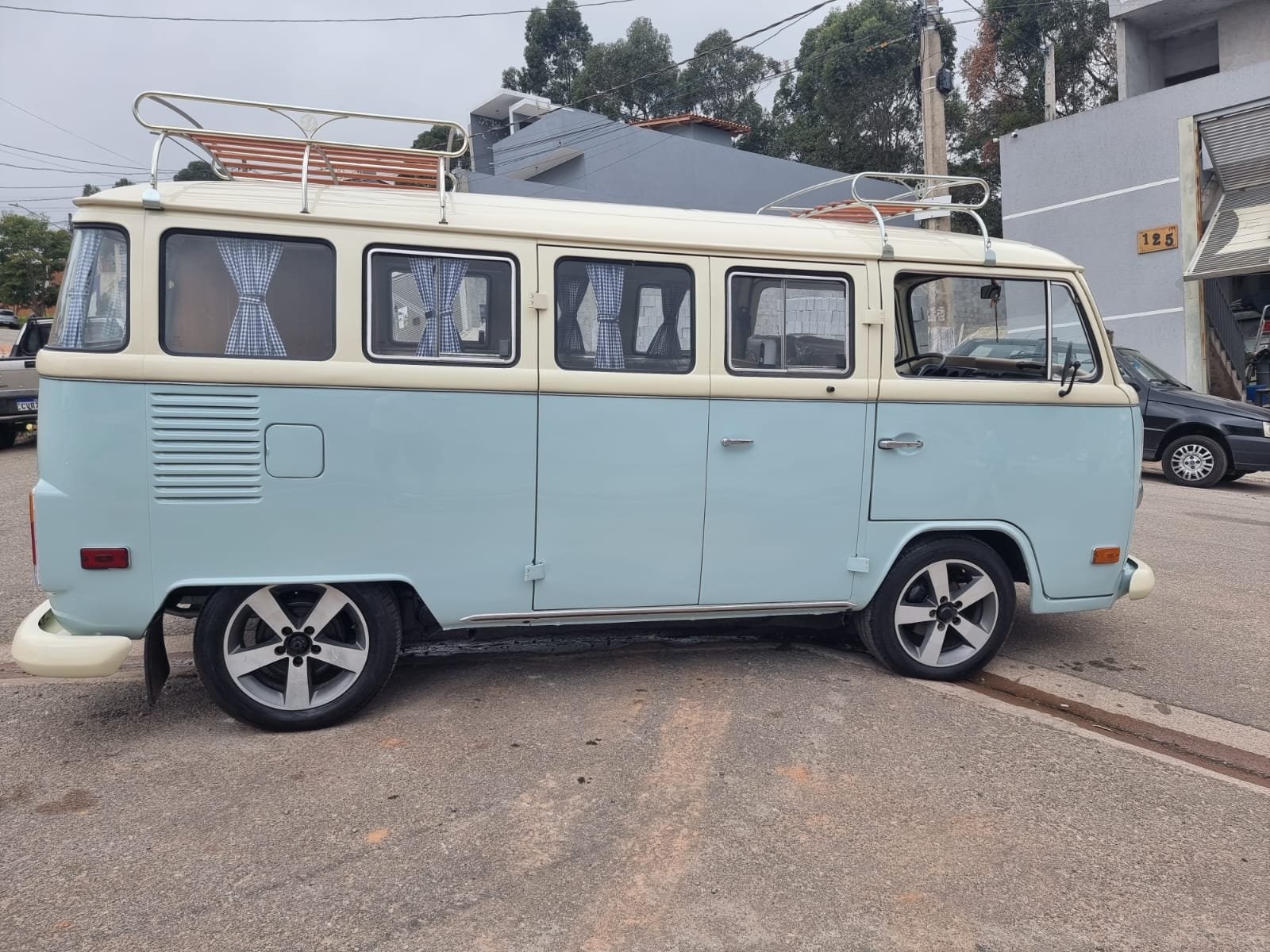 vw baywindow bus camper van (37).jpeg