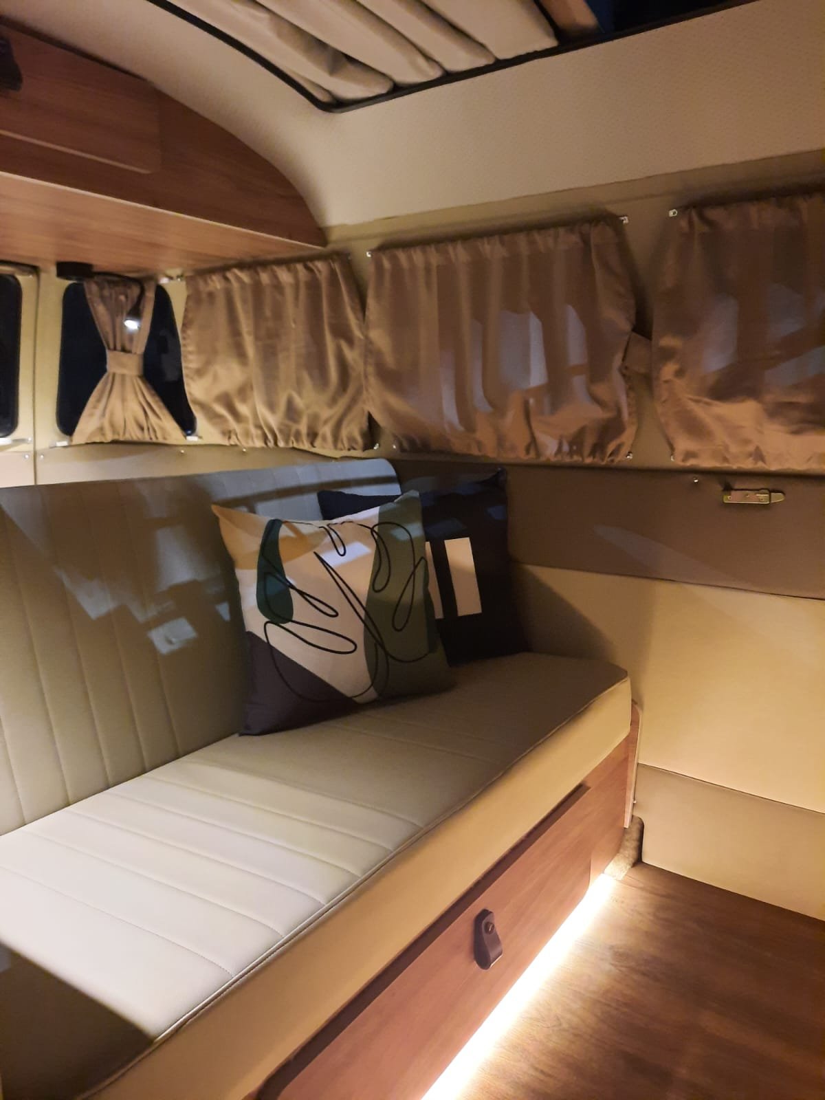 vw camper van (70).jpeg