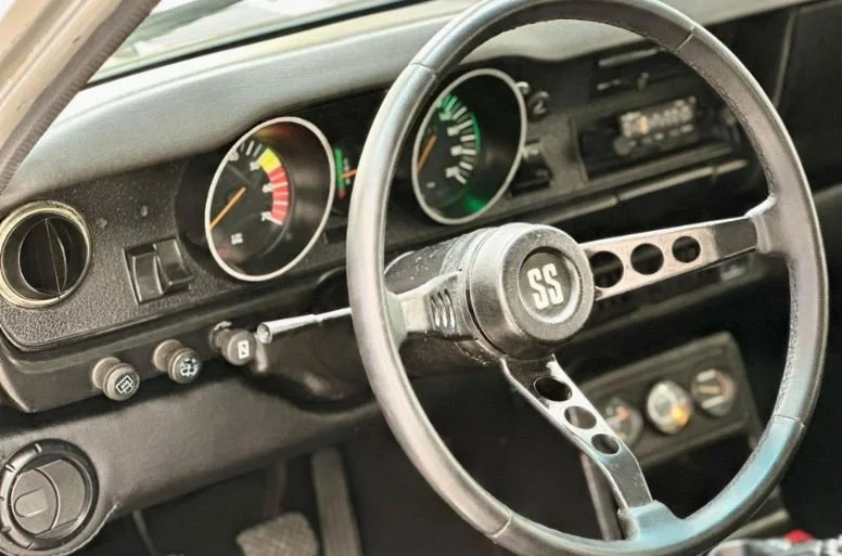 Caravan SS 6 cylinder_2.JPG