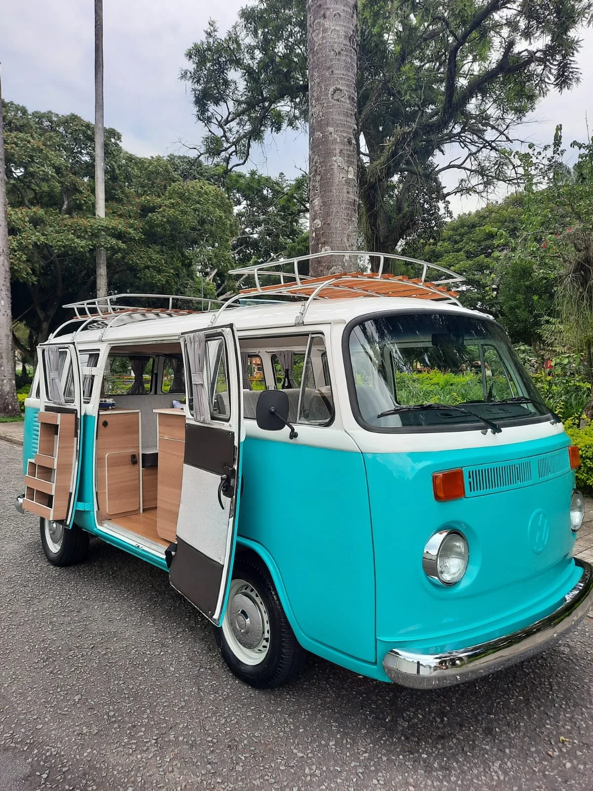 VW T2 baywindow bus camper van 1991 — Brazilian Classic Cars