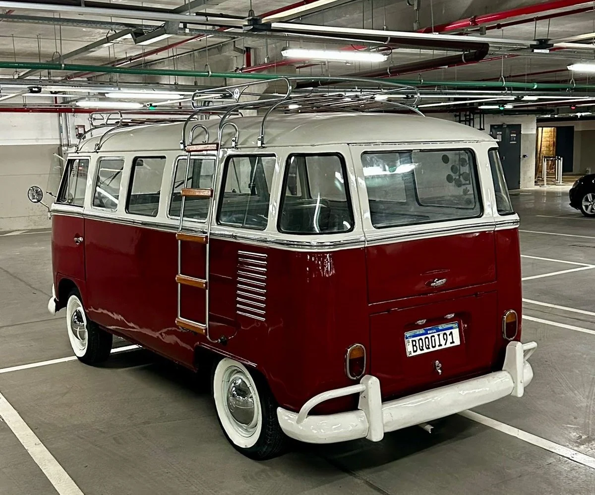 VW T1 splitwindow bus 1975 — Brazilian Classic Cars