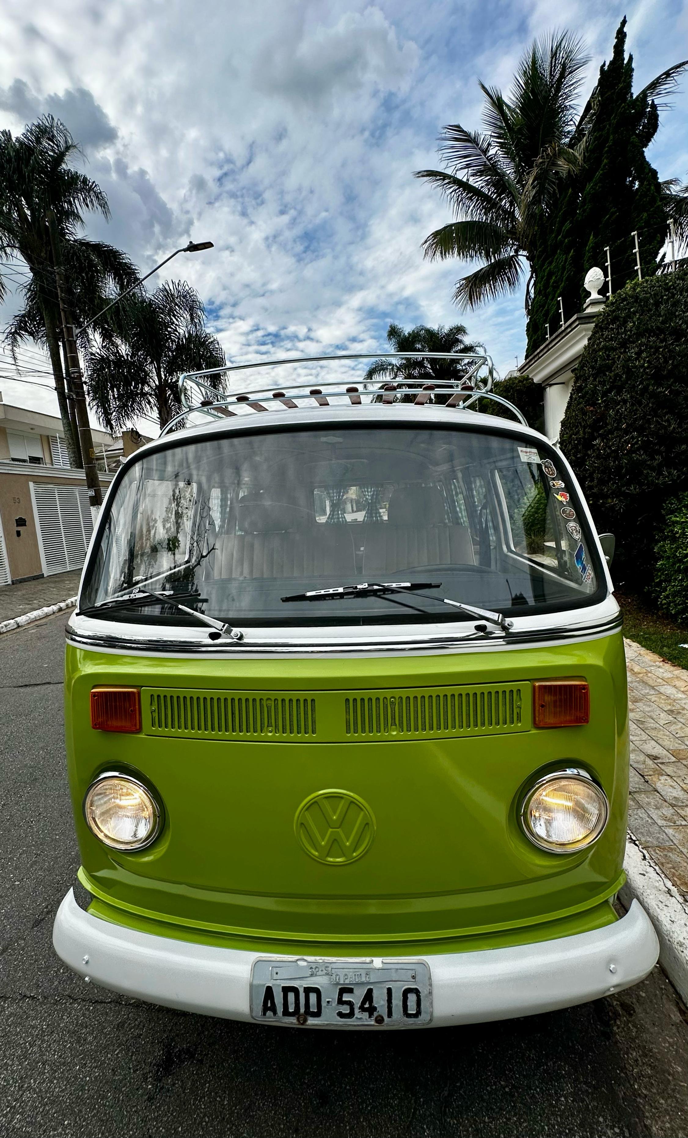 VW T2 baywindow bus camper van 1990 — Brazilian Classic Cars