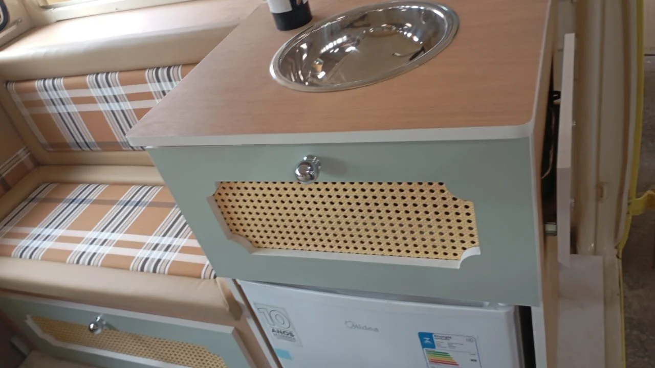 vw t2 baywindow bus camper van (8).jpeg