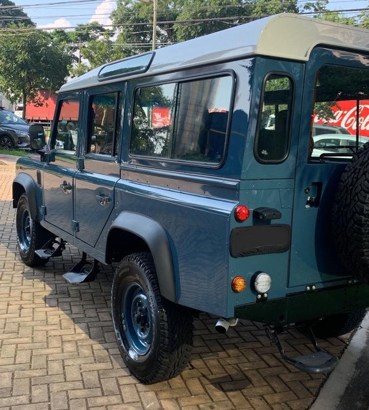 land rover defender 110 premium for sale (16).jpeg