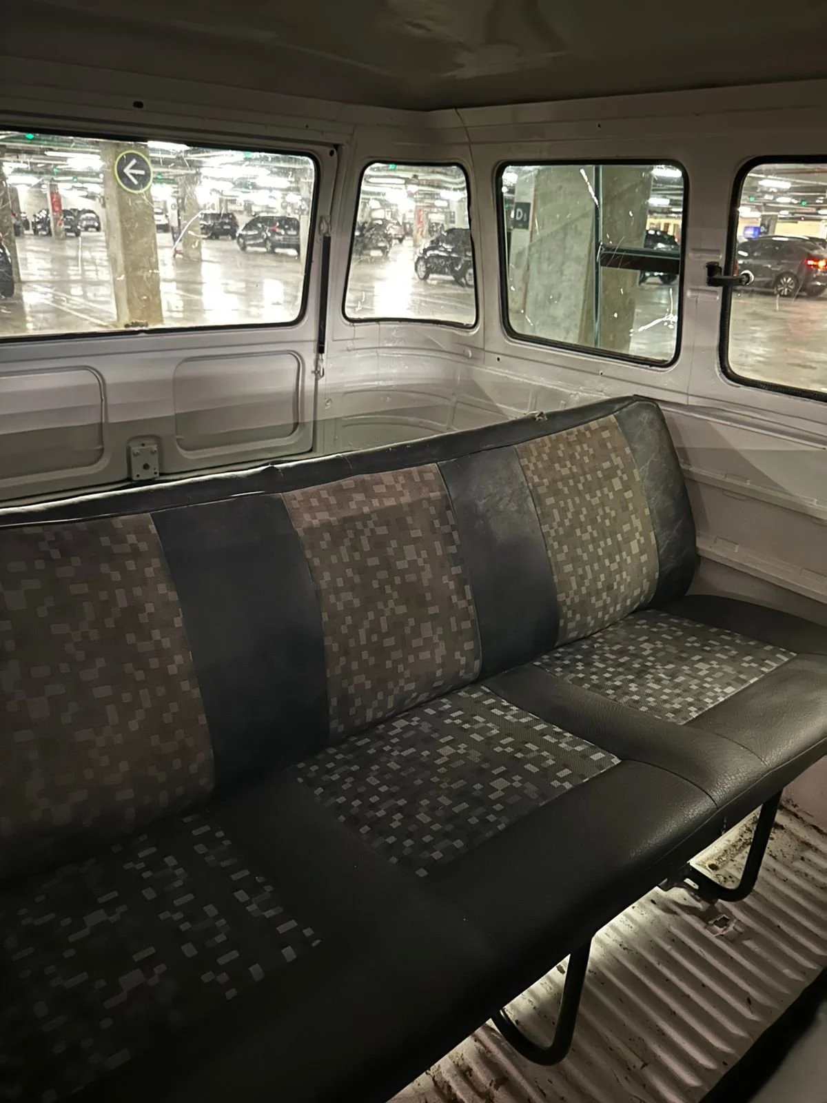 vw t2 baywindow bus (12).jpeg