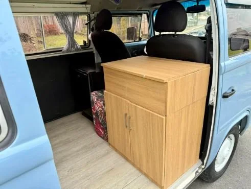 vw baywindow bus_12.JPG