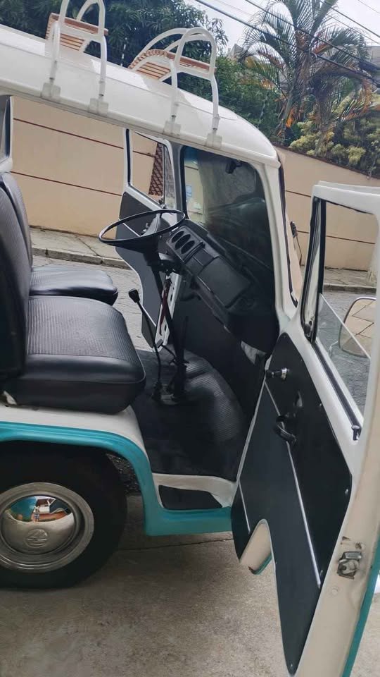 6 doors vw baywindow bus_2.jpg