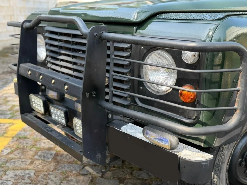 defender_7.jpg