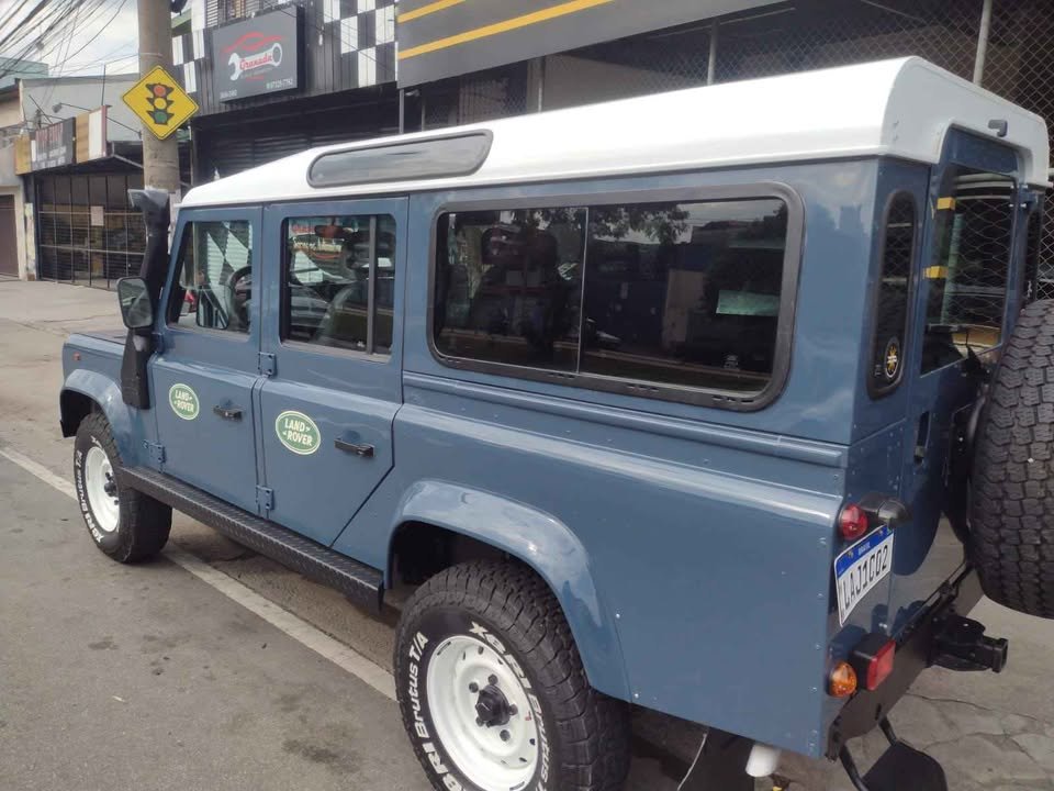 land rover defender 110_4.jpg