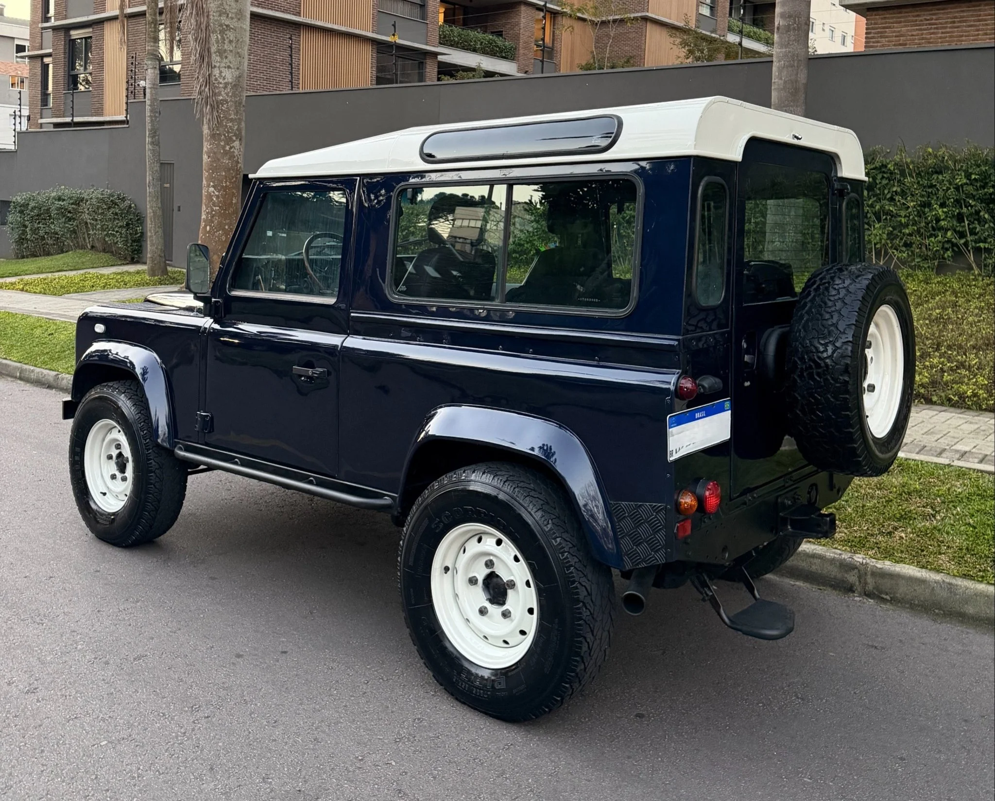land rover defender 90 for sale (2).jpeg