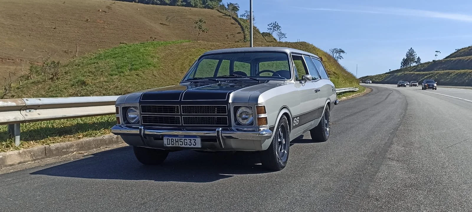chevrolet caravan (2).jpeg