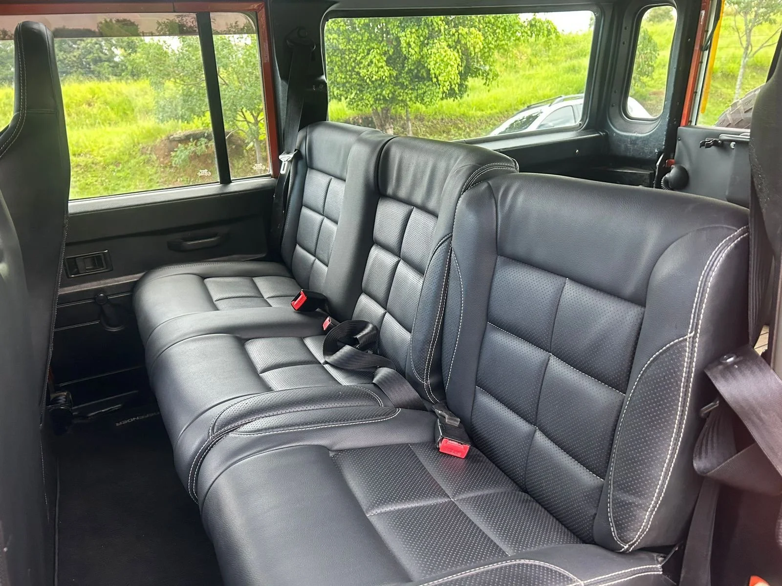 land rover defender 110 for sale (20).jpeg