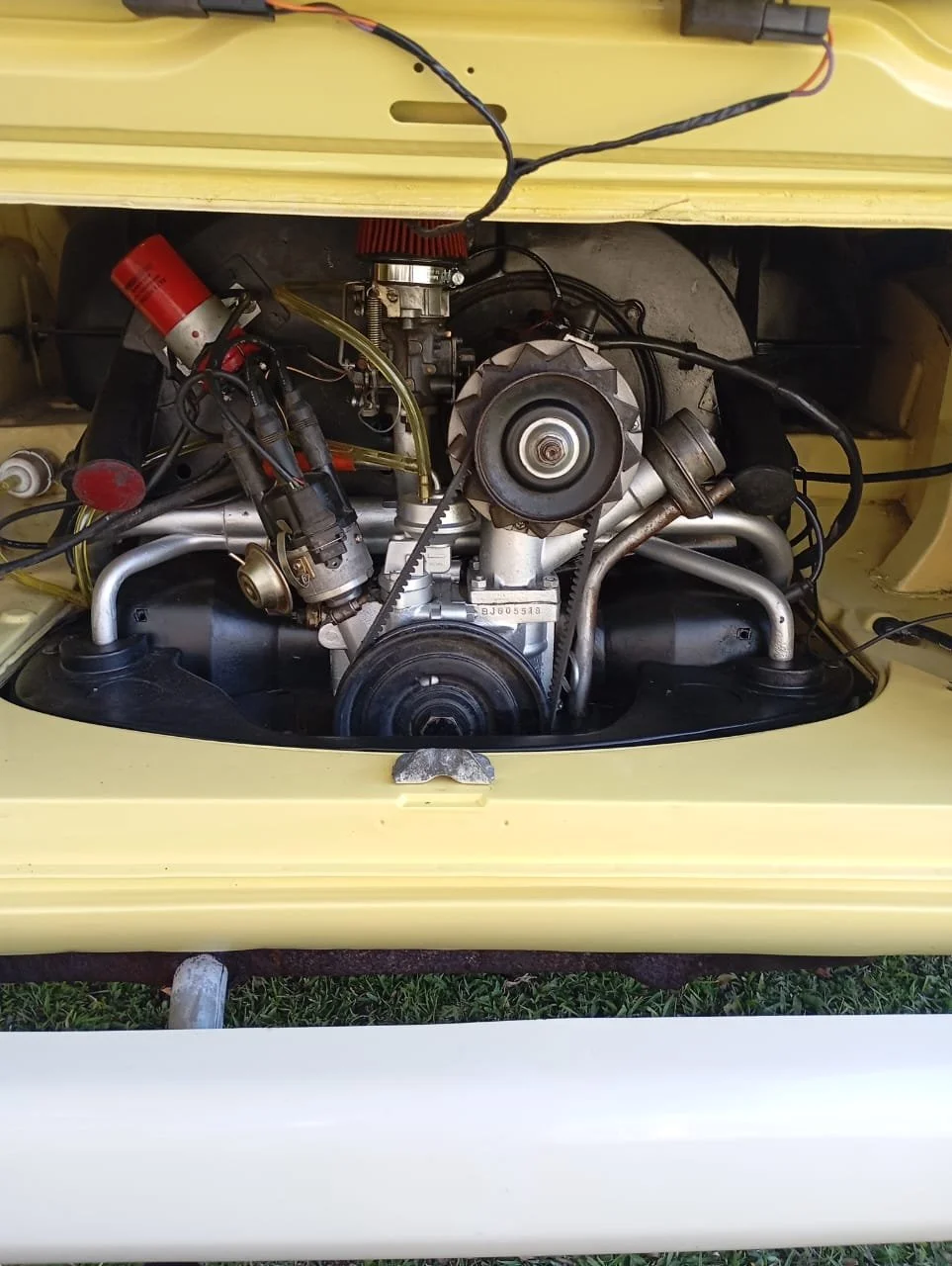 vw t2 baywindow bus camper van (19).jpeg