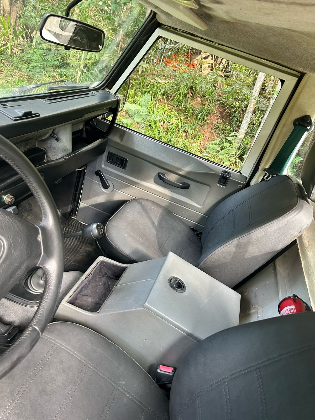 land rover defender pick up for sale_3.jpeg