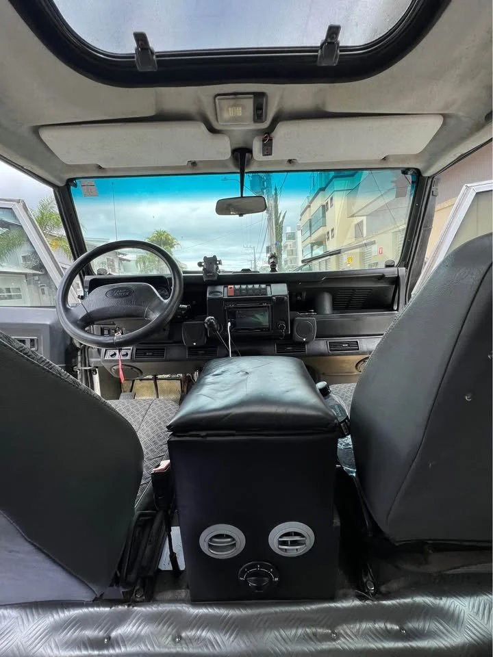 land rover defender 110_10.jpg