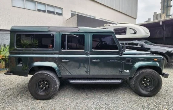 land rover defender 110_4.JPG