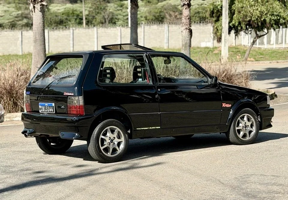 Uno Turbo 1995 with AC (8).jpeg