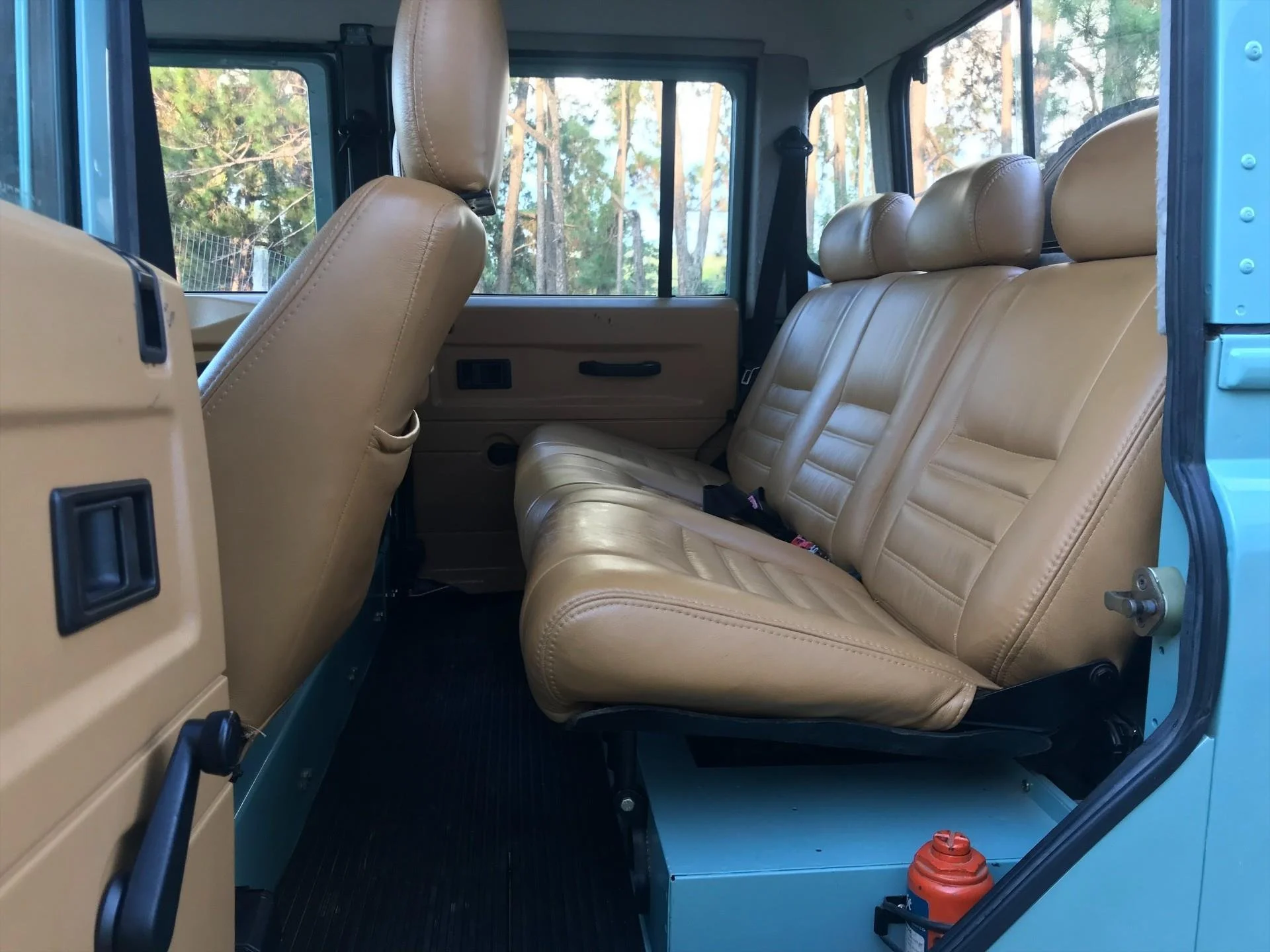 defender 130 for sale_7.jpg