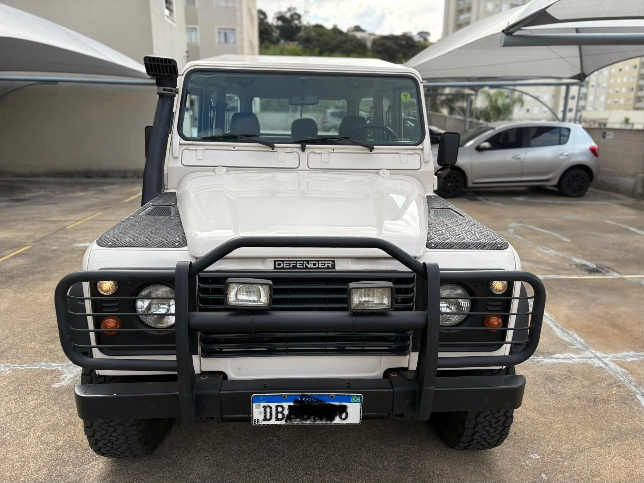 land rover defender 130 for sale (19).jpeg