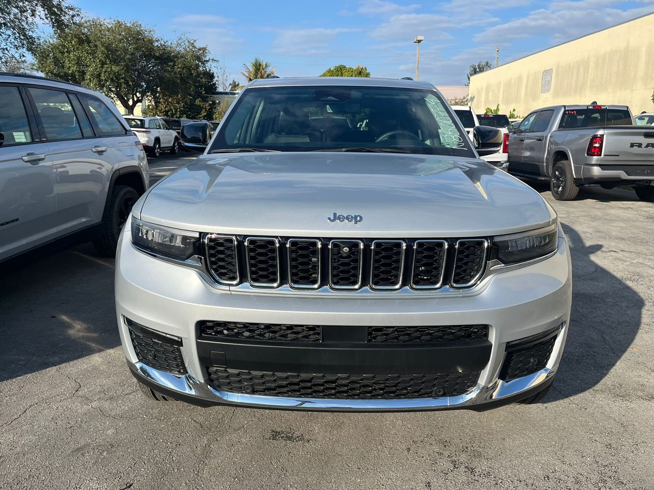 Jeep Grand Cherokee bullet proof level B6_2.jpg