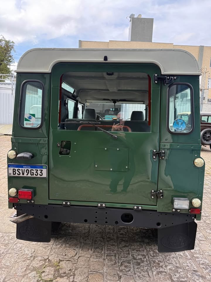land rover defender 110 for sale_8.jpg