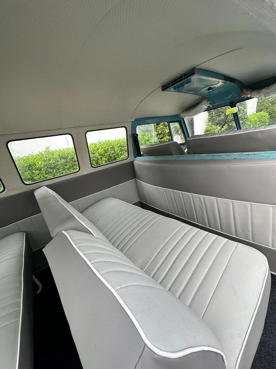 VW T1 splitwindow bus 1975 — Brazilian Classic Cars