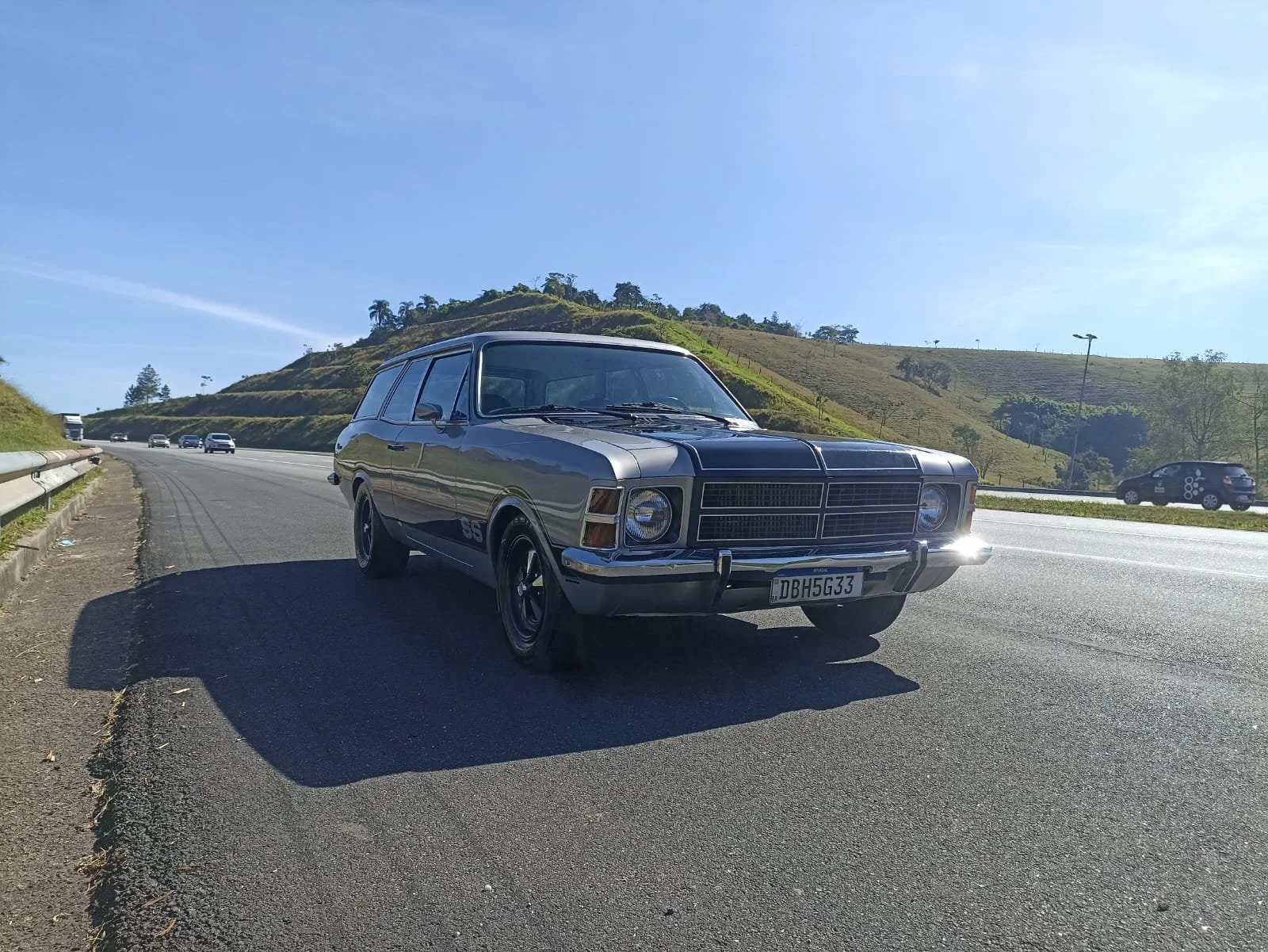 chevrolet caravan (6).jpeg