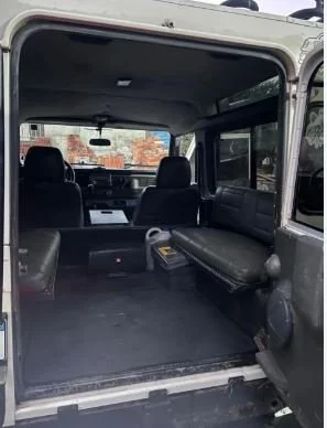 defender 90_6.JPG