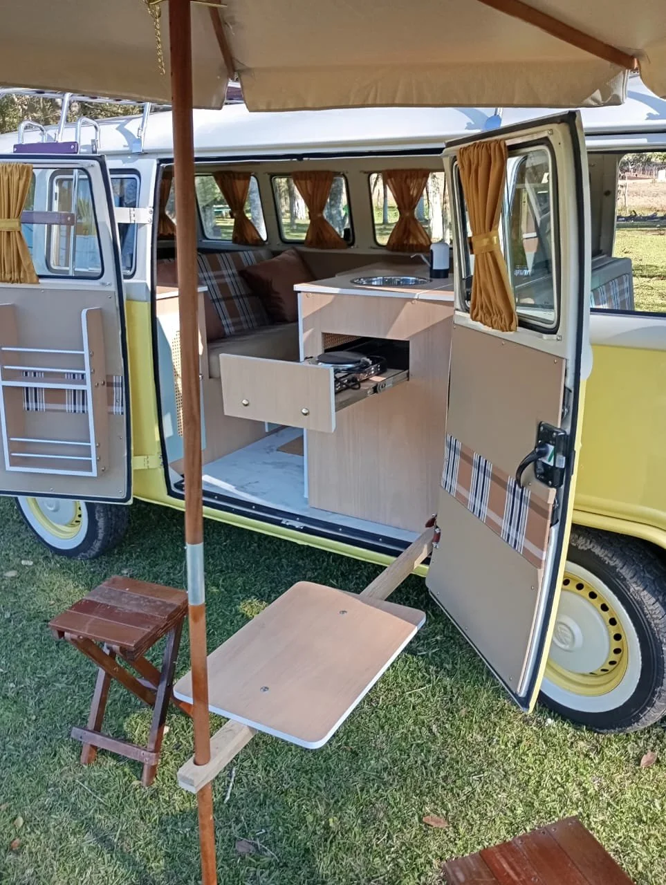 vw t2 baywindow bus camper van (20).jpeg