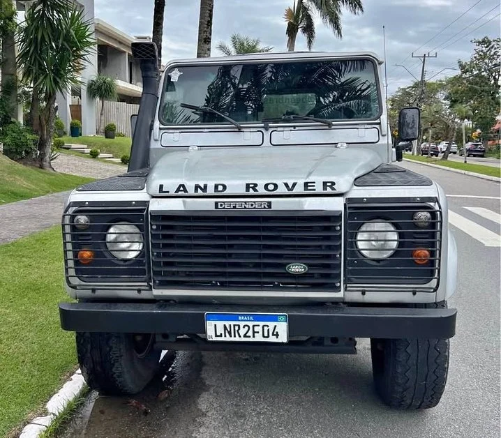 land rover defender 110_1.jpg