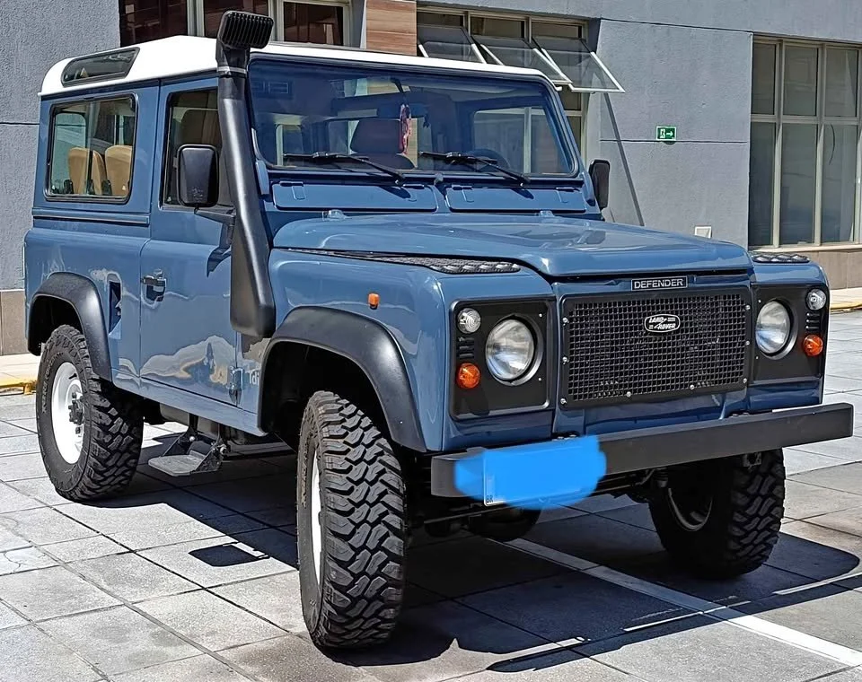 Land Rover Defender 90 for sale frame off restoration_1.jpg
