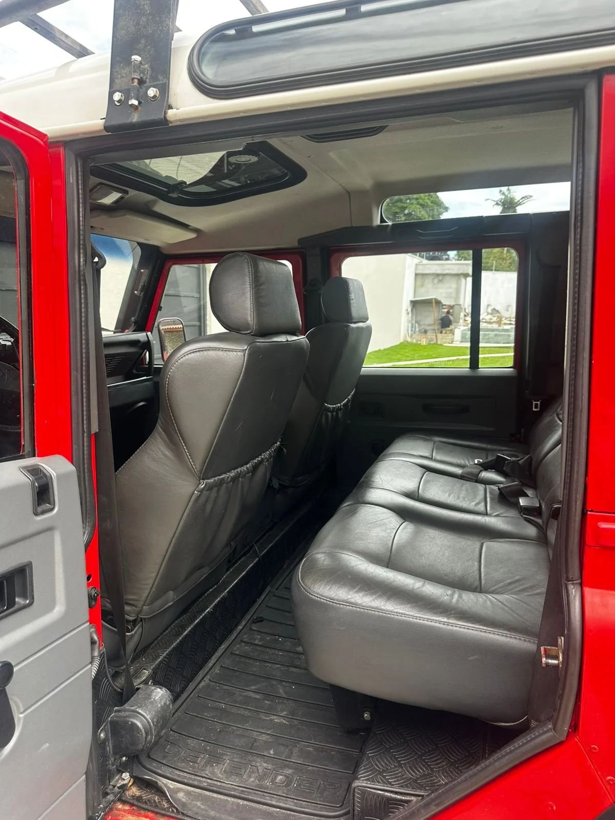 land rover defender 110 for sale (12).jpeg