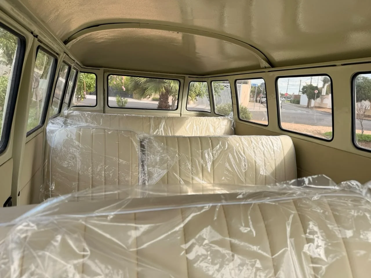 splitwindow bus for sale 1968 (22).jpeg