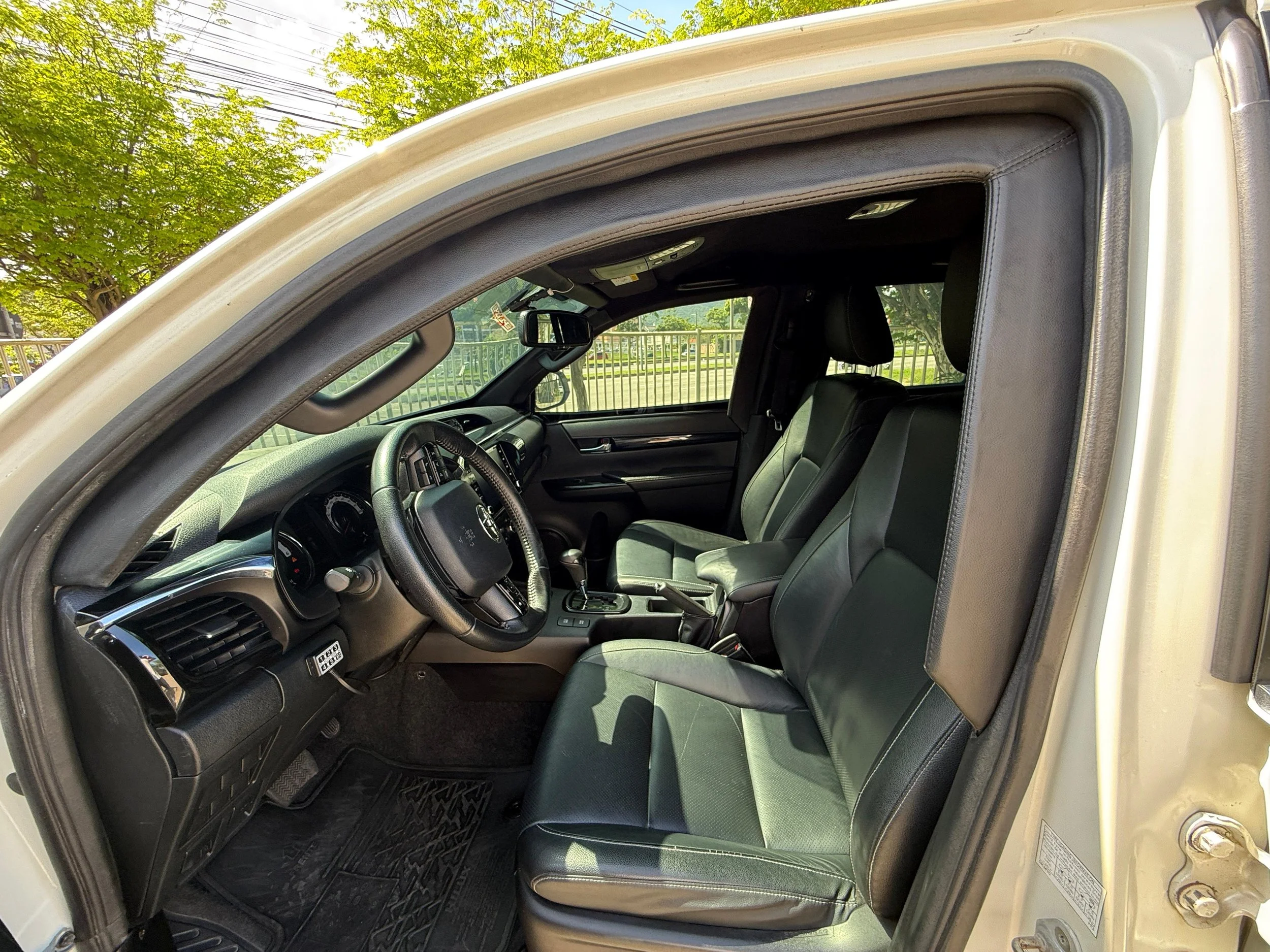 TOYOTA B6 (11).jpeg