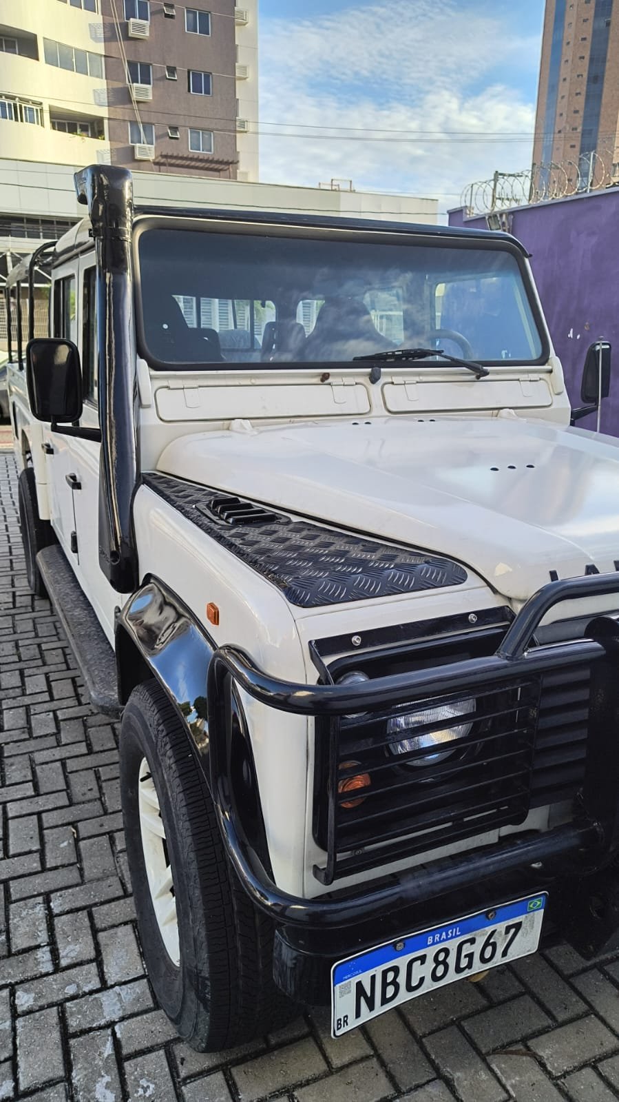 land rover defender 130 for sale (10).jpeg