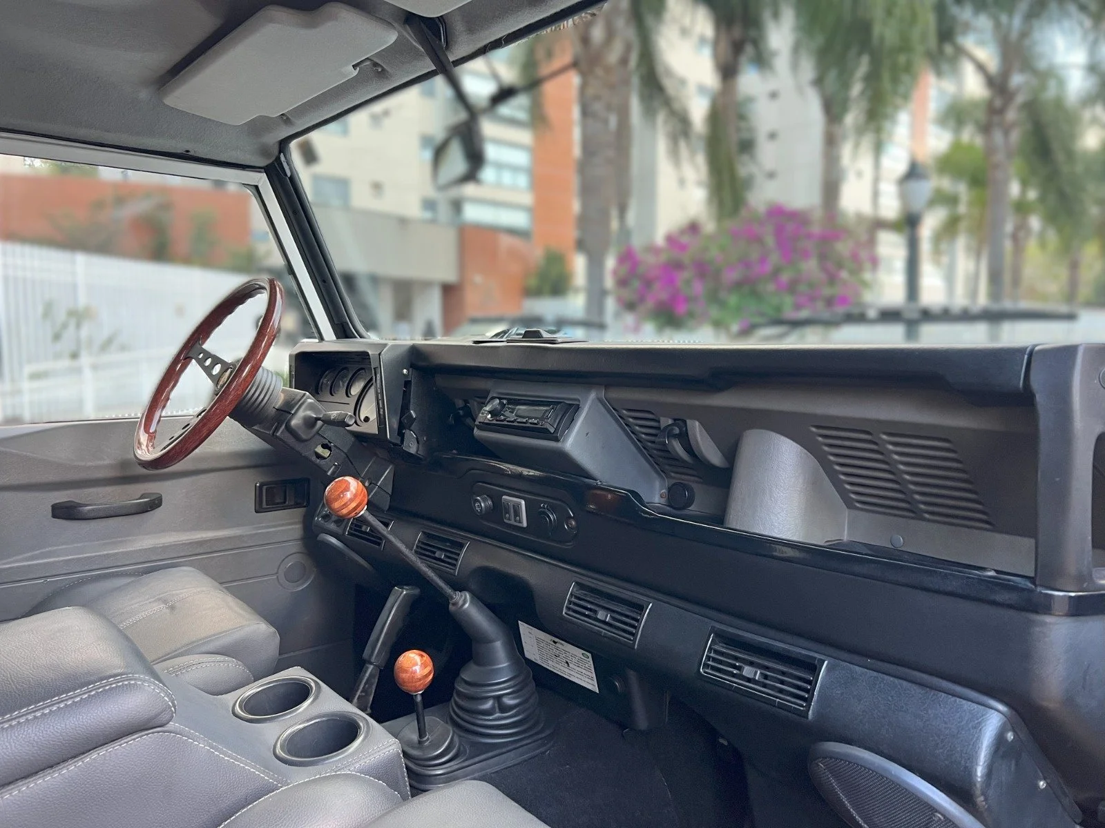 land rover defender 90 for sale (15).jpeg