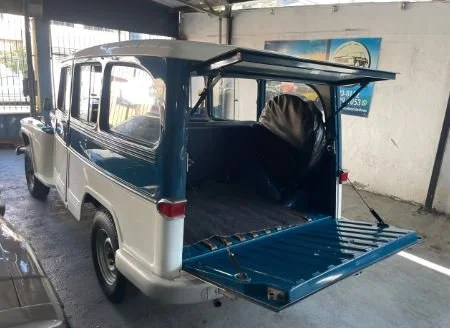 1962 Willys Rural_5.JPG