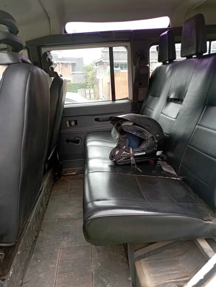 land rover defender 110_4.jpg