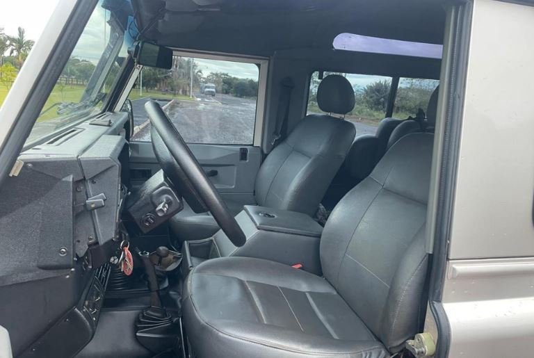 land rover defender 90 for sale_4.JPG