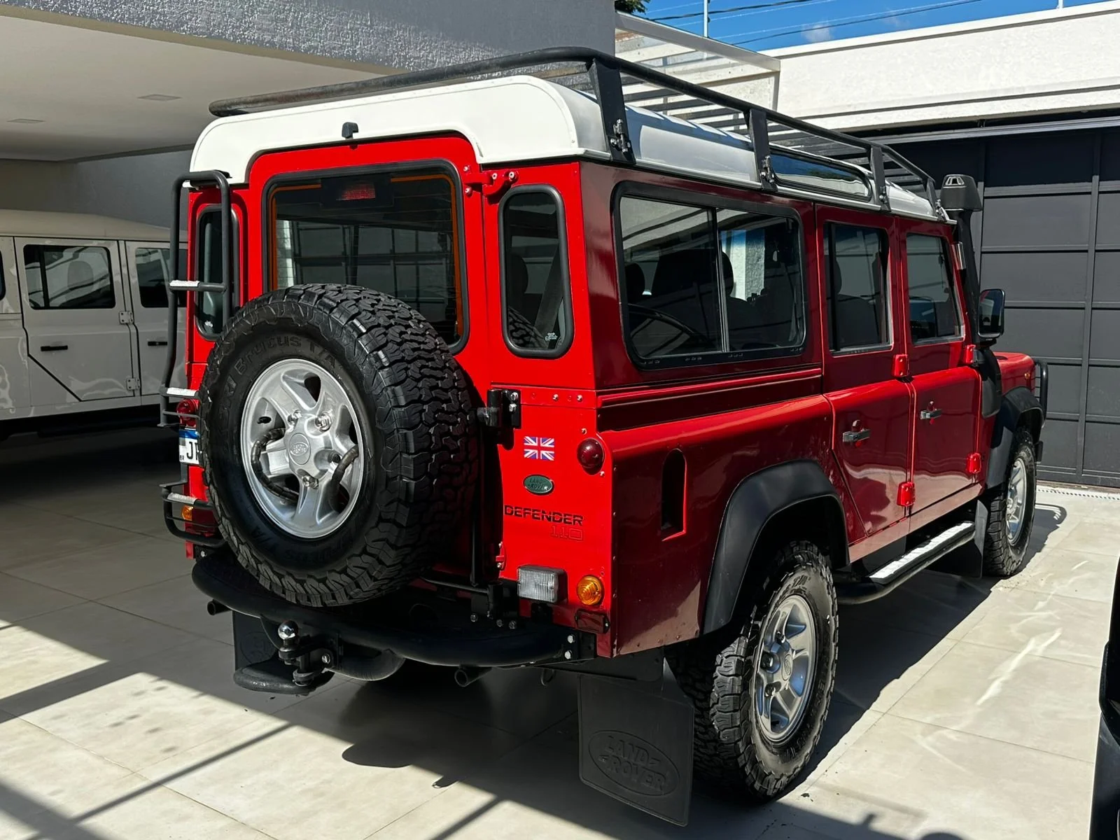 Land Rover Defender 2001 | Fully Upgraded 4x4, Extensive Maintenance ...
