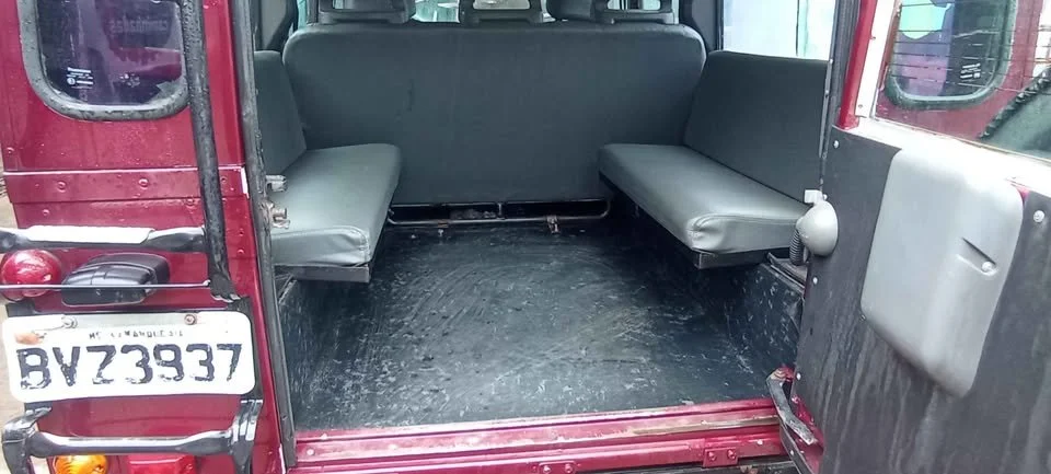 land rover defender 110_6.jpg