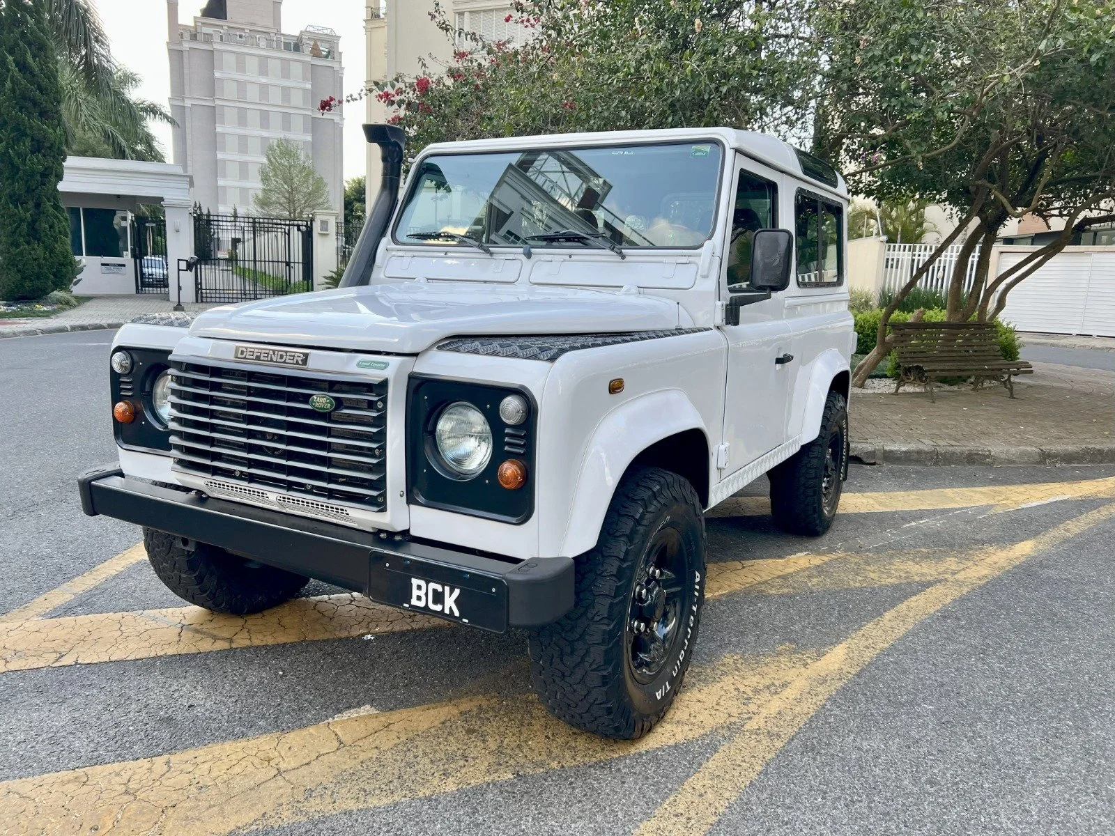 land rover defender 90 for sale (3).jpeg